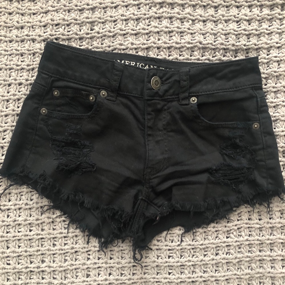 American Eagle short